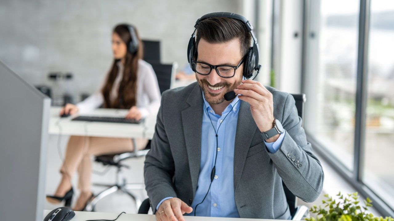 What does an SDR do? Discover the responsibilities, targets and skills involved in an SDR role and whether sales development is right for you.